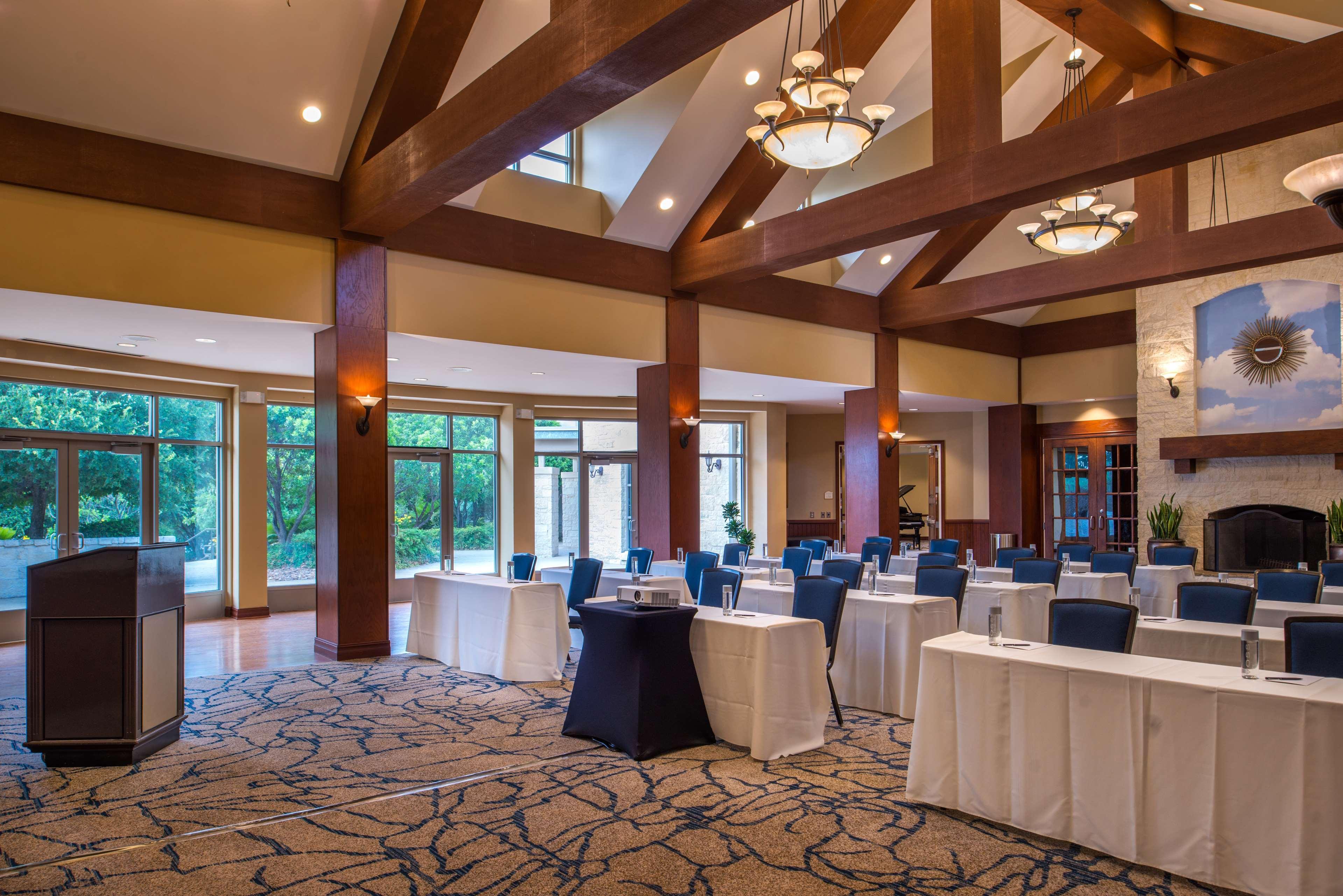 Hilton San Antonio Hill Country Hotel Екстериор снимка