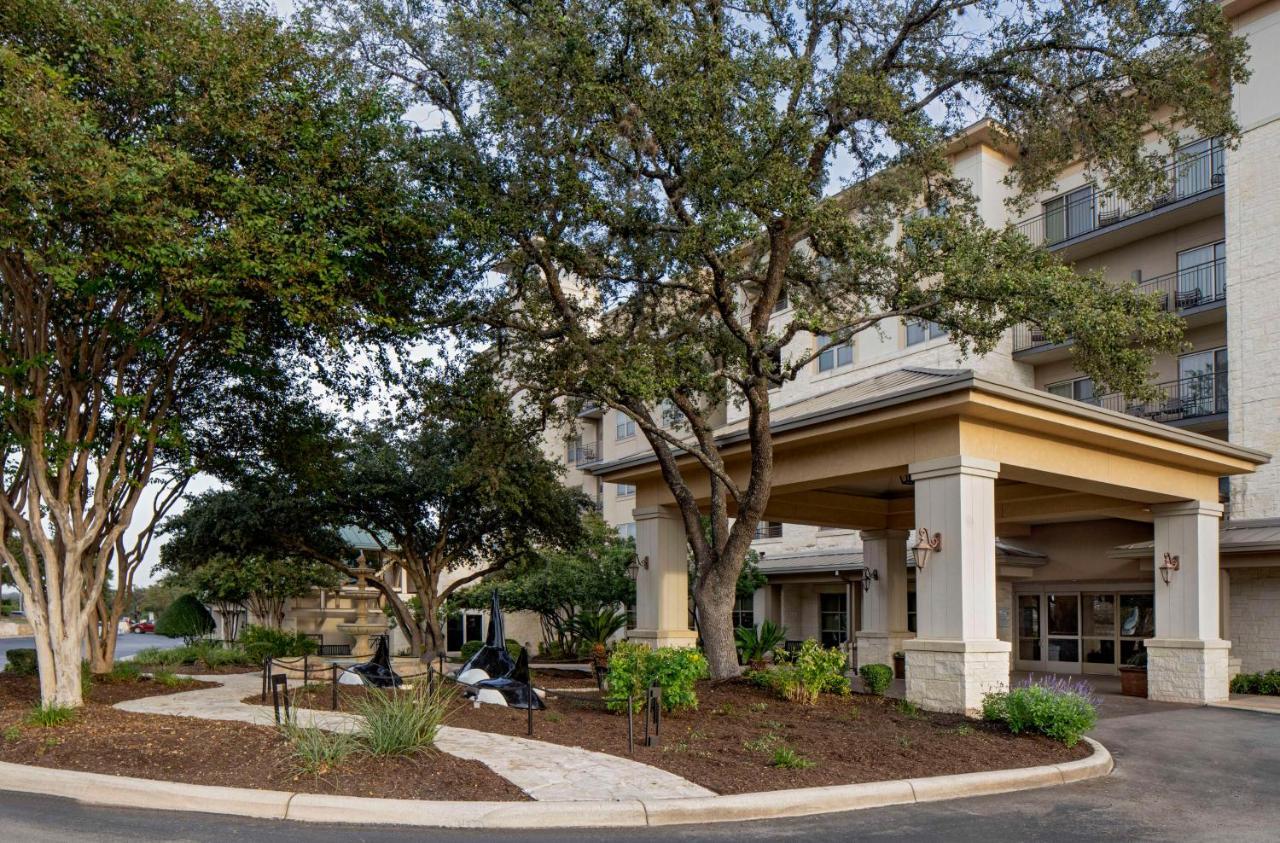 Hilton San Antonio Hill Country Hotel Екстериор снимка