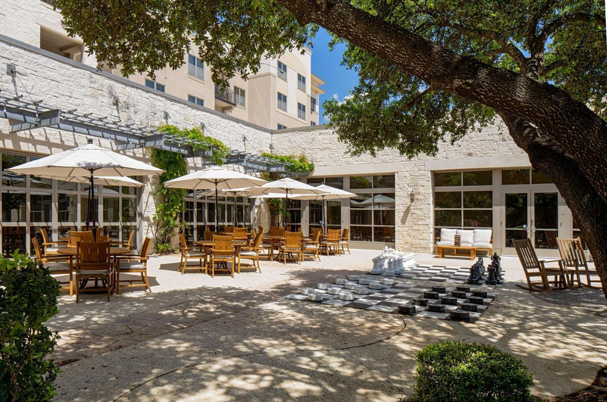Hilton San Antonio Hill Country Hotel Екстериор снимка